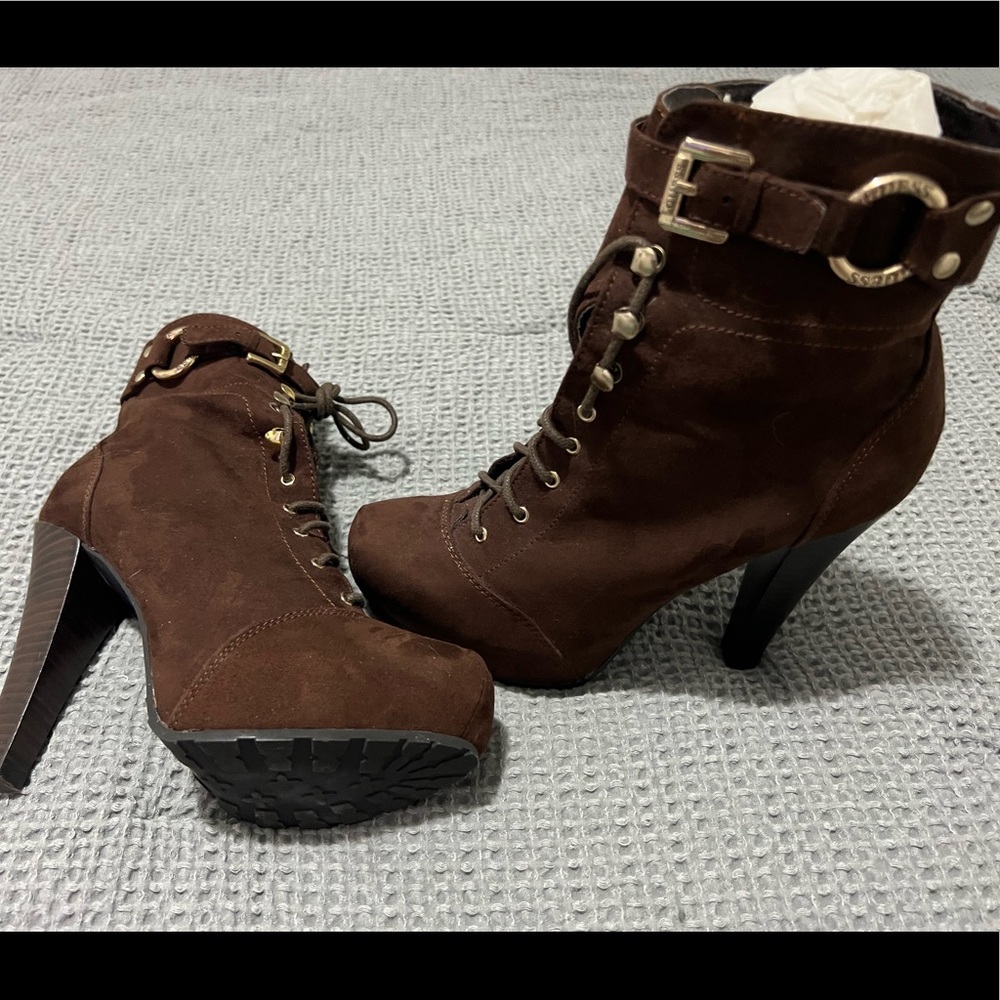 GUESS heels, size 6 1/2, only worn 1 time